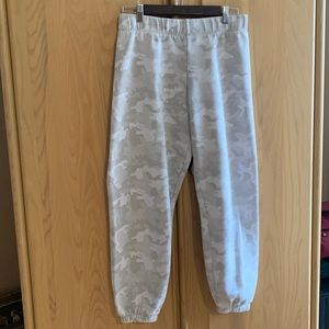 Womens light grey/white camouflage sweat pants size M